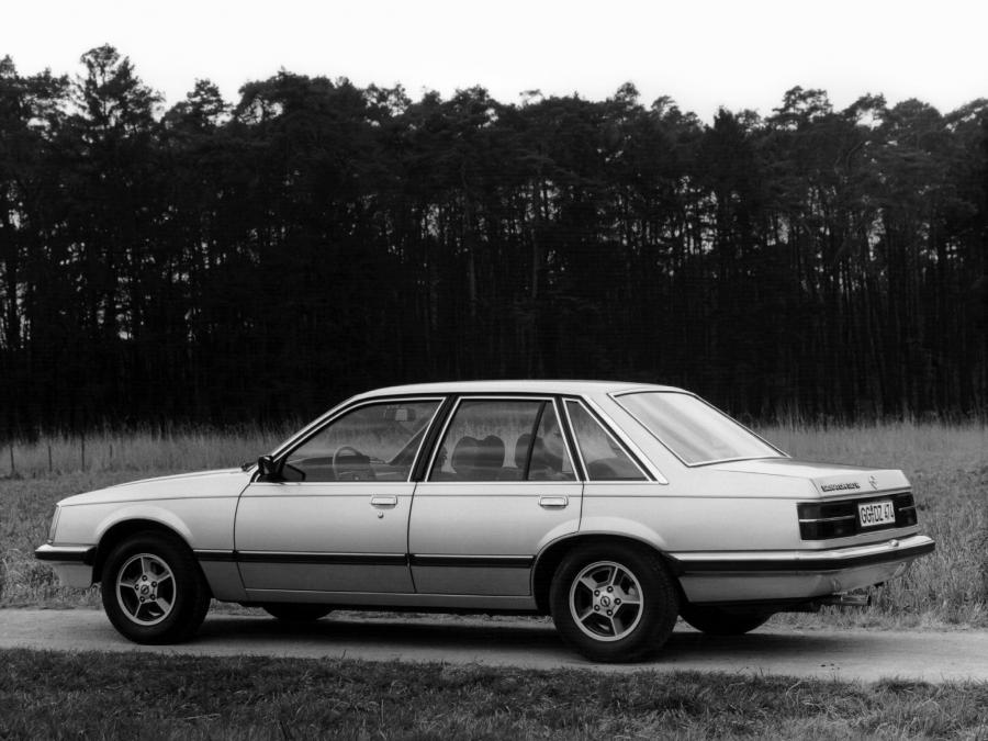  Opel Senator 1978 года  (фото 21 из 22)